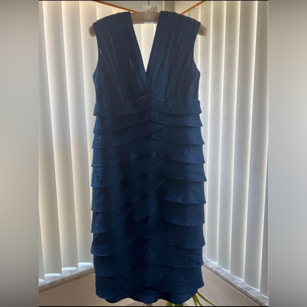 Casual or social dress - Picture 10 of 10
